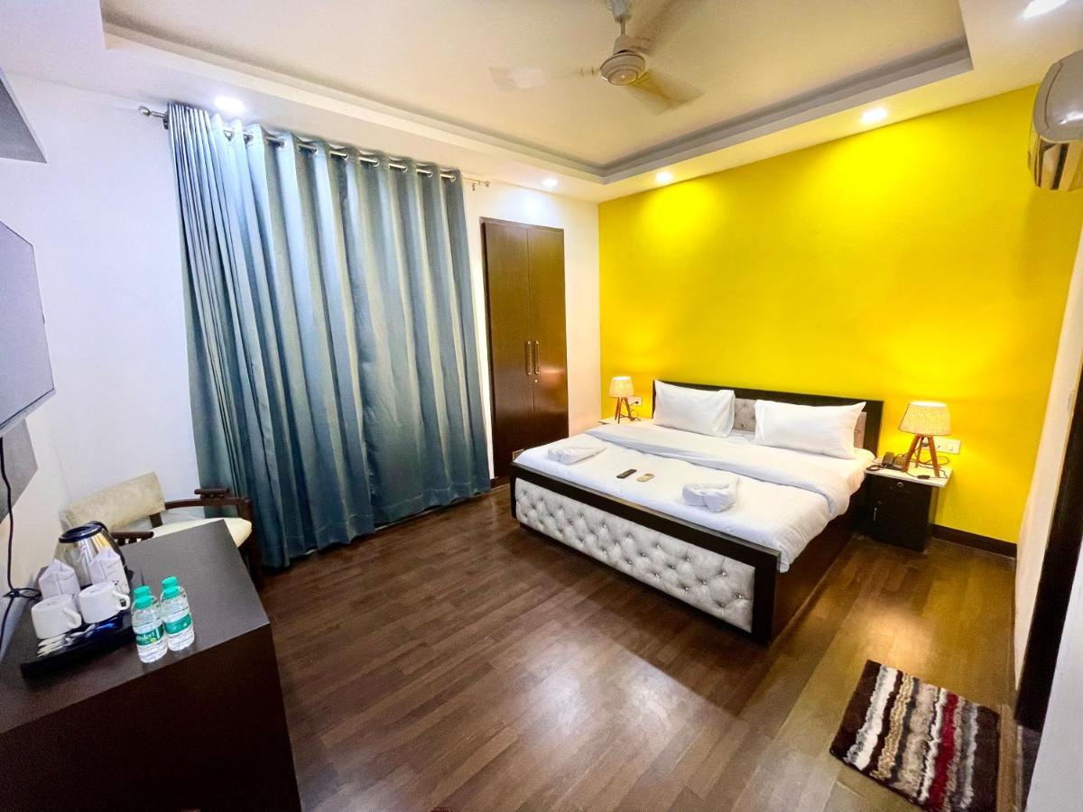 Lime Boutique B&B Gk-1 At Kailash Colony Metro , Greater Kailash Near Eros Hotel Nehru Place Нью-Дели Экстерьер фото