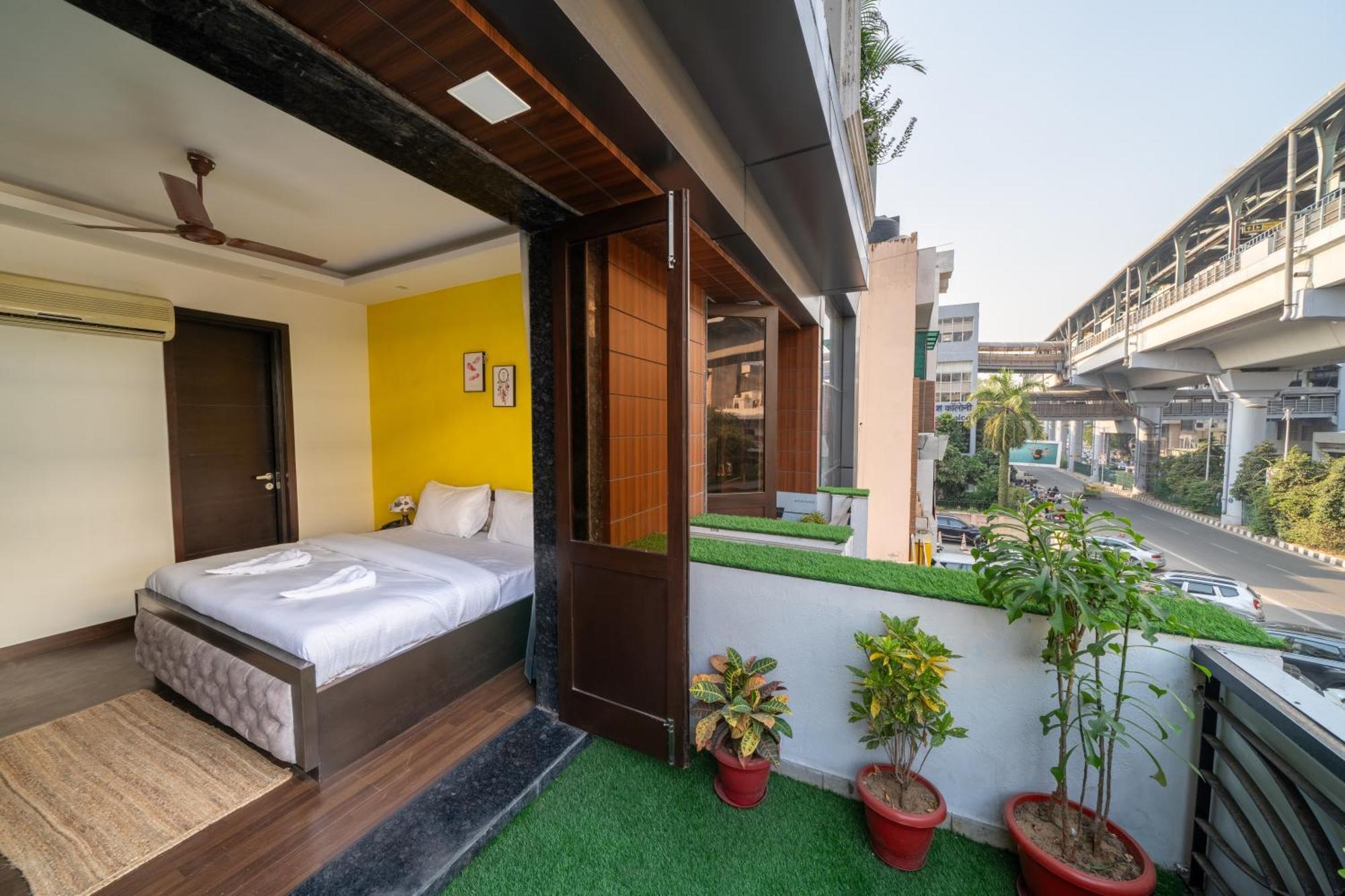 Lime Boutique B&B Gk-1 At Kailash Colony Metro , Greater Kailash Near Eros Hotel Nehru Place Нью-Дели Экстерьер фото